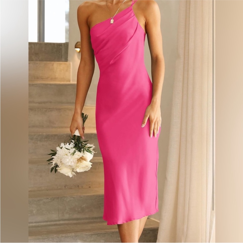 Chic Fuchsia One-Shoulder Dress